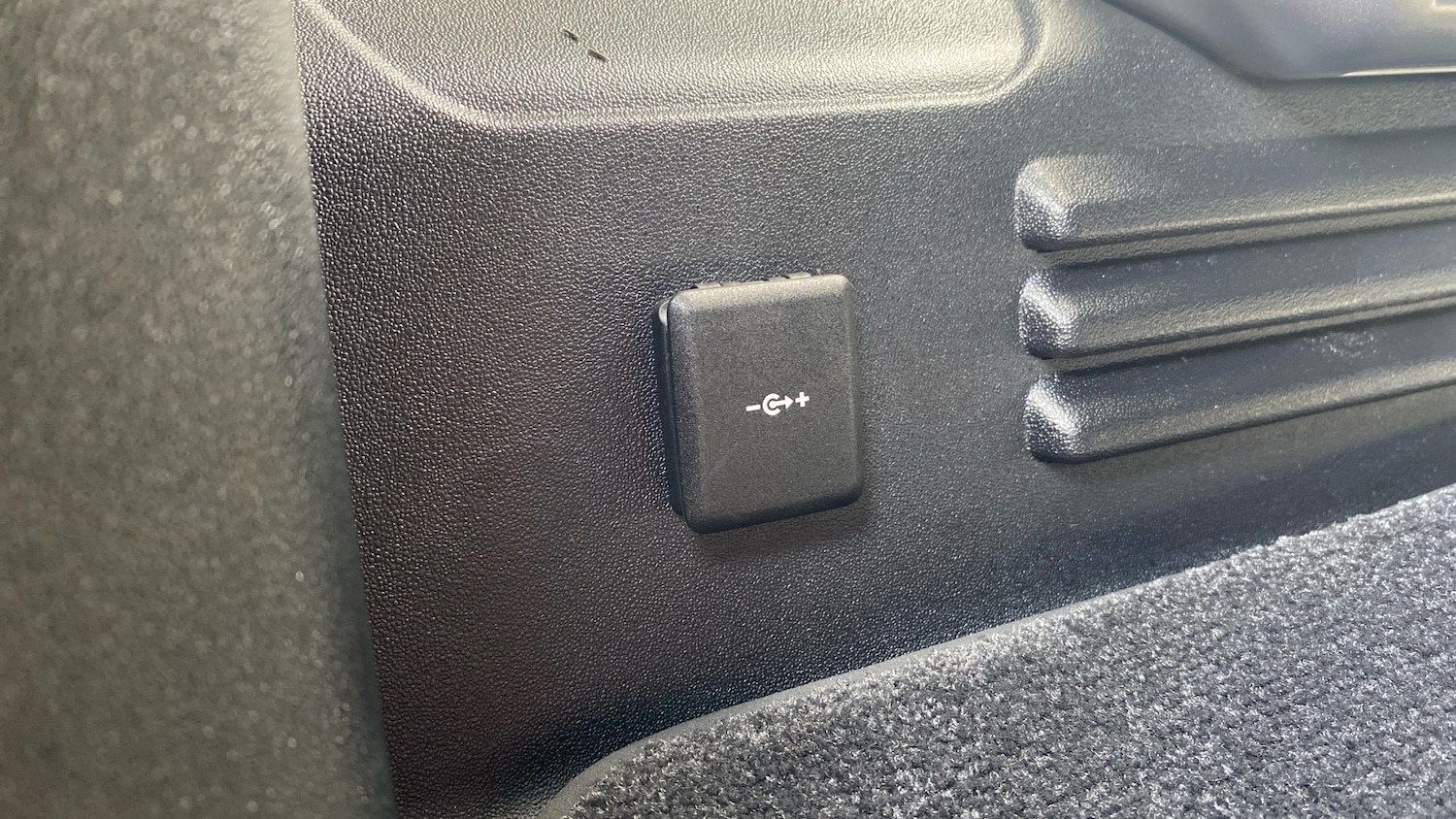 Used Land Rover Defender 2026 for sale - 77807002: Photo 43