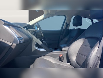 Used Jaguar E-Pace 2018 for sale - 79545607: Photo