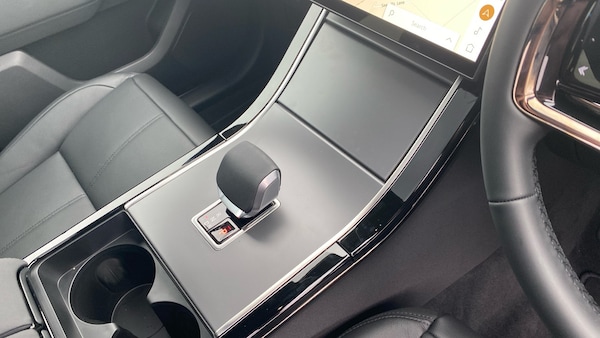 Used Land Rover Range Rover Velar 2025 for sale - 75829786: Photo 13