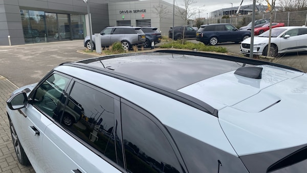Used Land Rover Range Rover Velar 2025 for sale - 75829786: Photo 25
