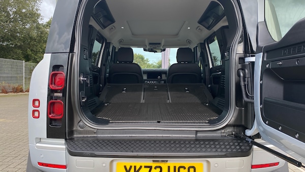 Used Land Rover Defender 2022 for sale - 76045899: Photo 10