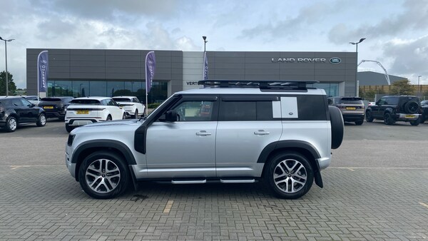 Used Land Rover Defender 2022 for sale - 76045899: Photo 20