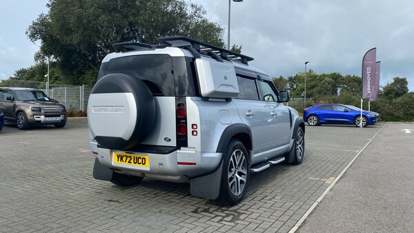 Used Land Rover Defender 2022 for sale - 76045899: Photo 21