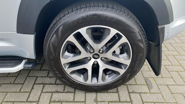 Used Land Rover Defender 2022 for sale - 76045899: Photo 36