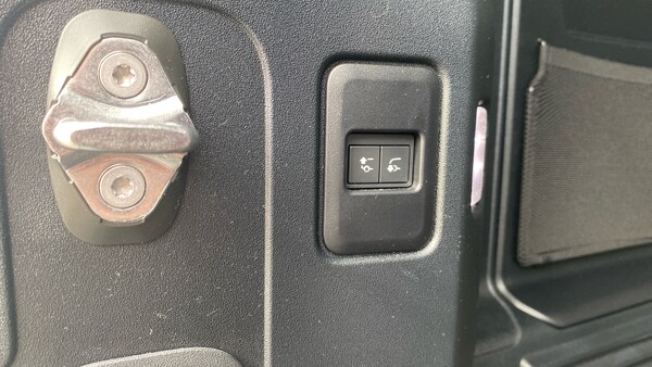 Used Land Rover Defender 2022 for sale - 76045899: Photo 42