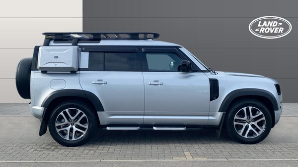 Used Land Rover Defender 2022 for sale - 76045899: Photo 5