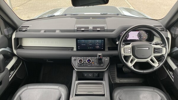 Used Land Rover Defender 2022 for sale - 76045899: Photo 9