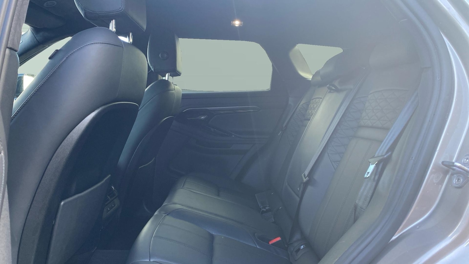 Used Land Rover Range Rover Evoque 2022 for sale - 76355438: Photo 4