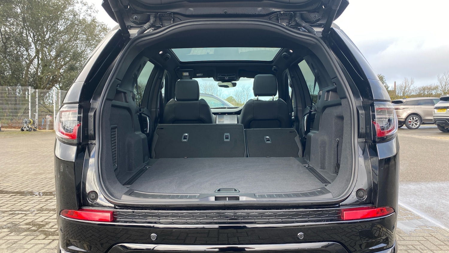 Used Land Rover Discovery Sport 2025 for sale - 77195637: Photo 10