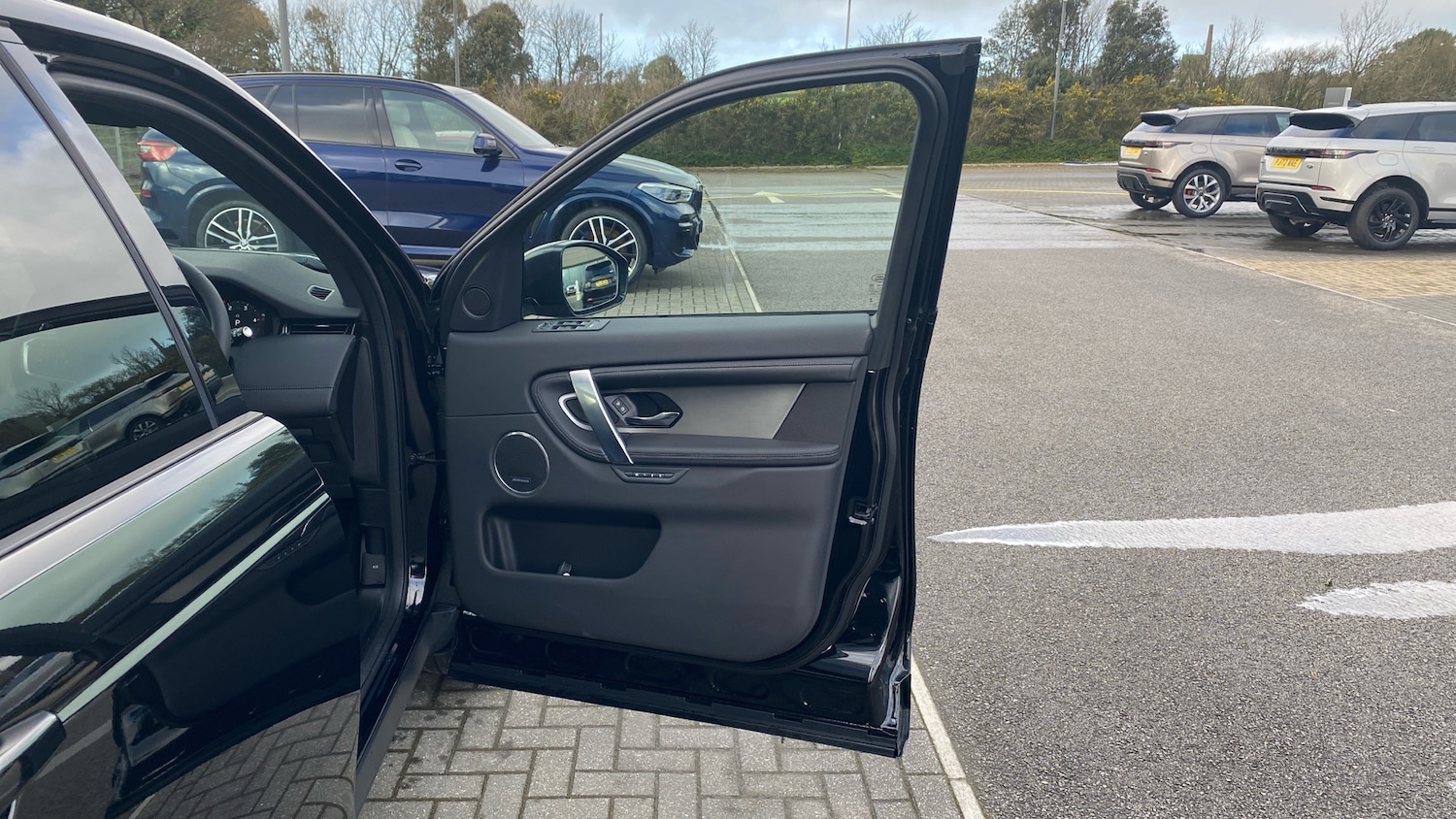 Used Land Rover Discovery Sport 2025 for sale - 77195637: Photo 44