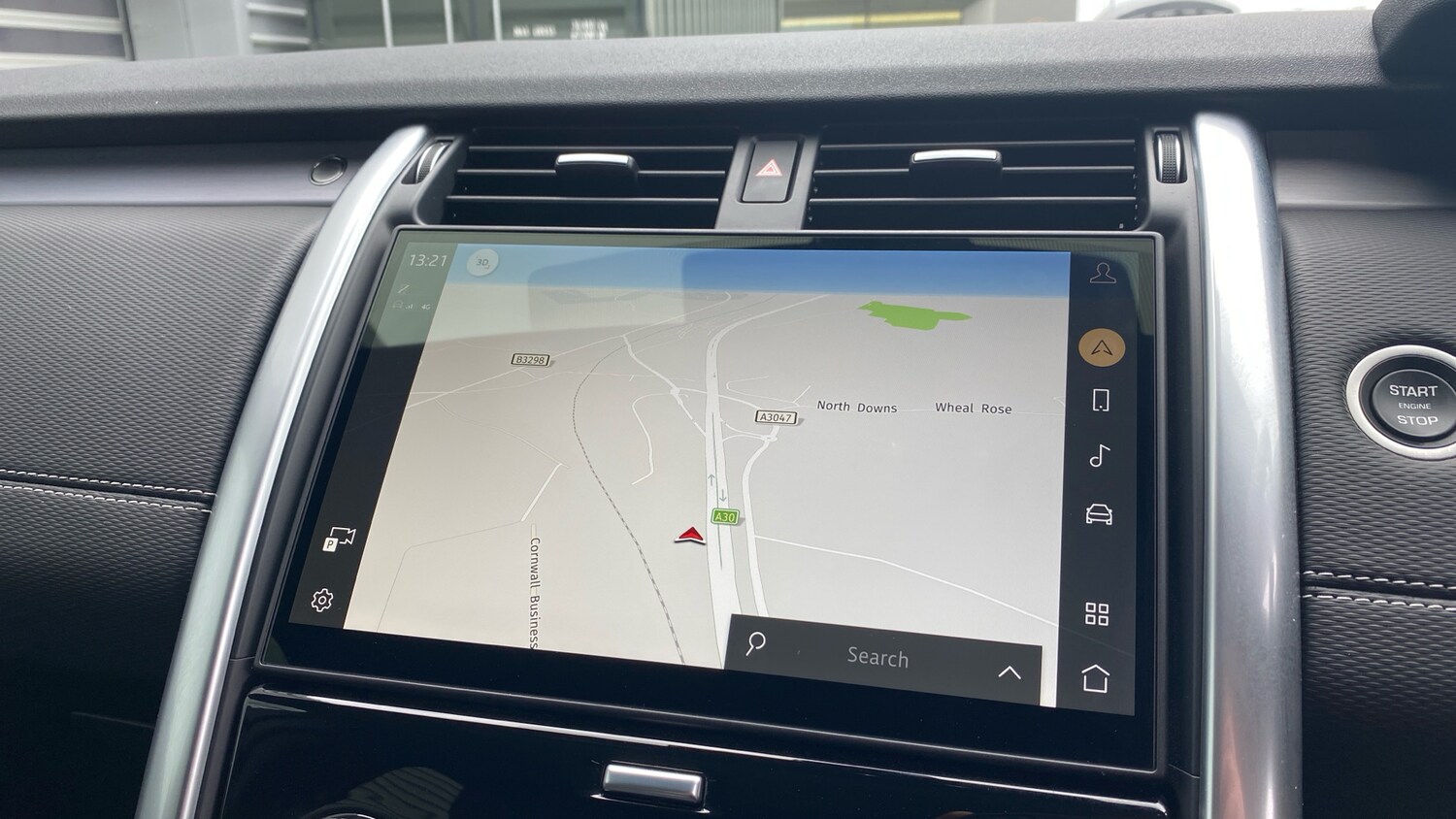 Used Land Rover Discovery 2025 for sale - 76555638: Photo 11