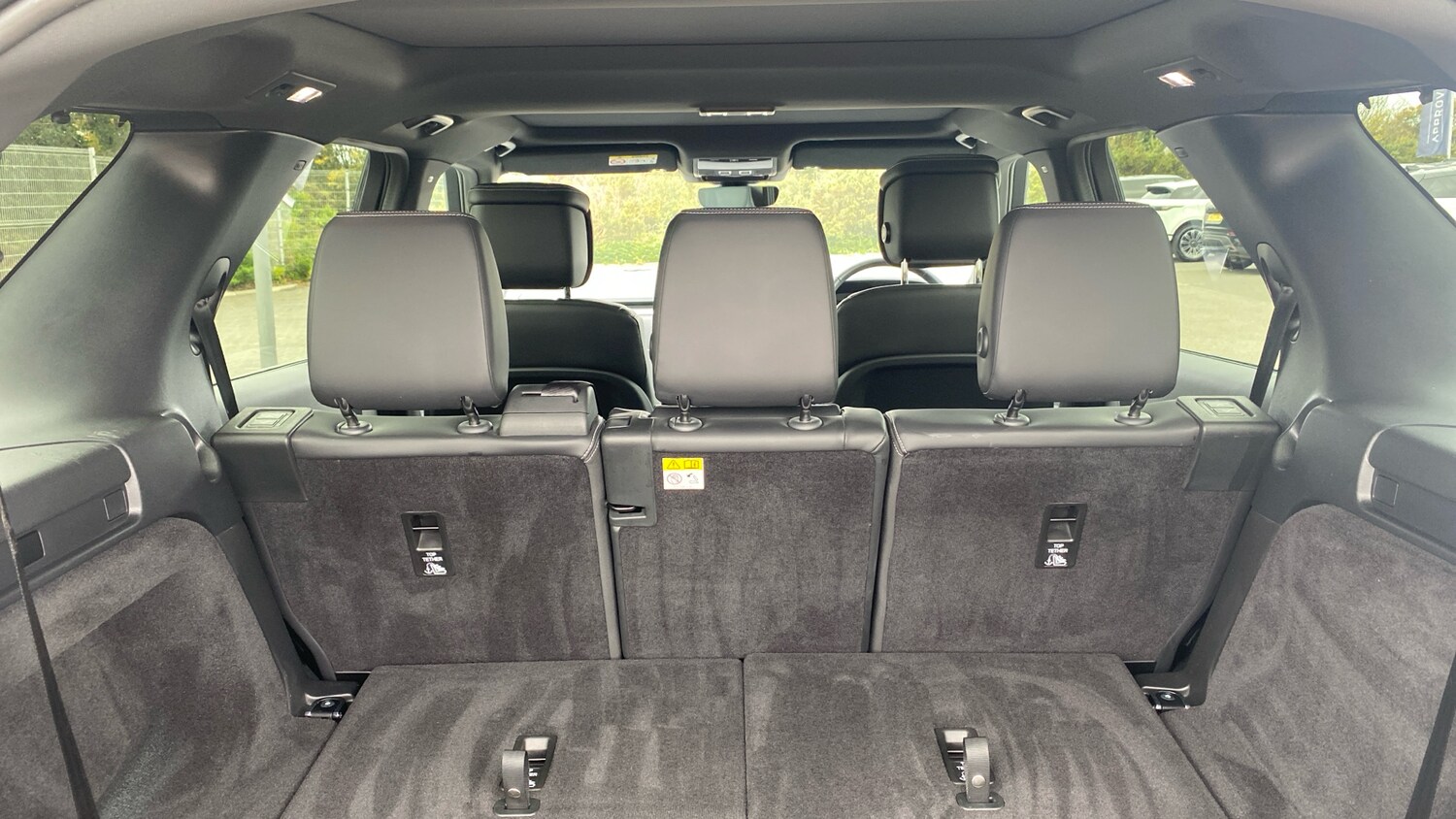 Used Land Rover Discovery 2025 for sale - 76555638: Photo 34