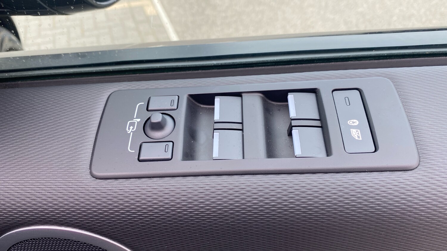 Used Land Rover Discovery 2025 for sale - 76555638: Photo 45