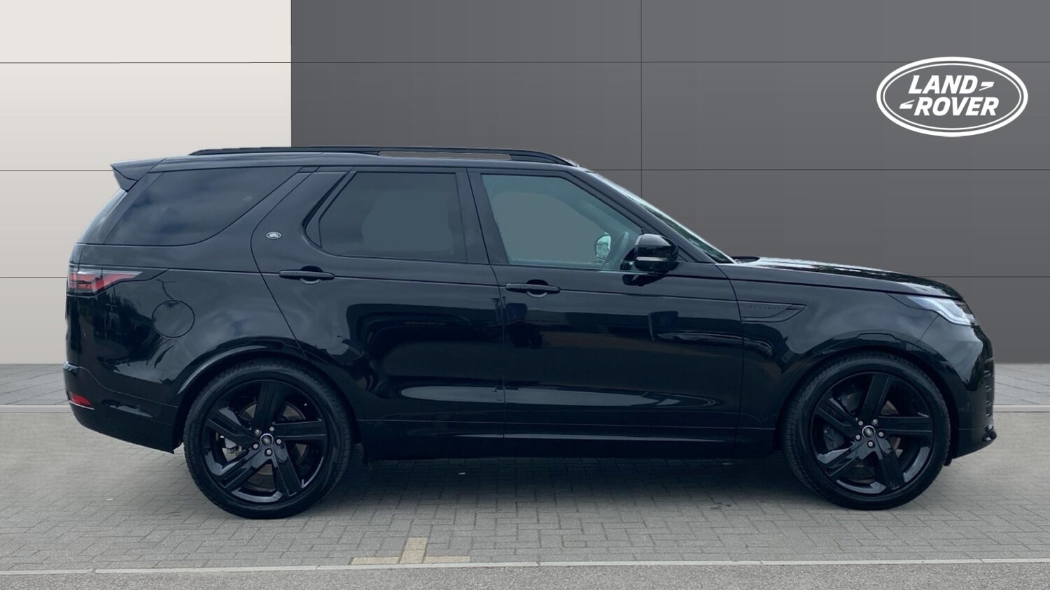Used Land Rover Discovery 2025 for sale - 76555638: Photo 5