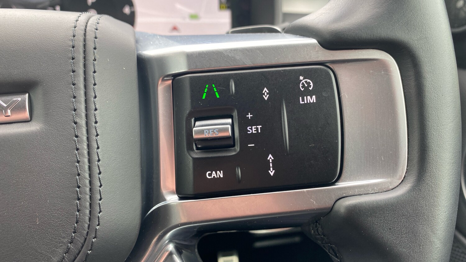 Used Land Rover Discovery 2025 for sale - 76555638: Photo 53