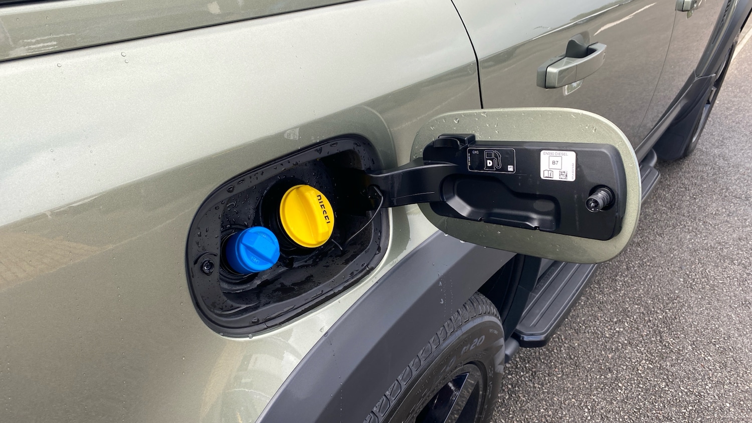 Used Land Rover Defender 2022 for sale - 76412403: Photo 24