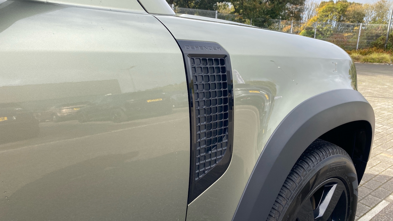 Used Land Rover Defender 2022 for sale - 76412403: Photo 31