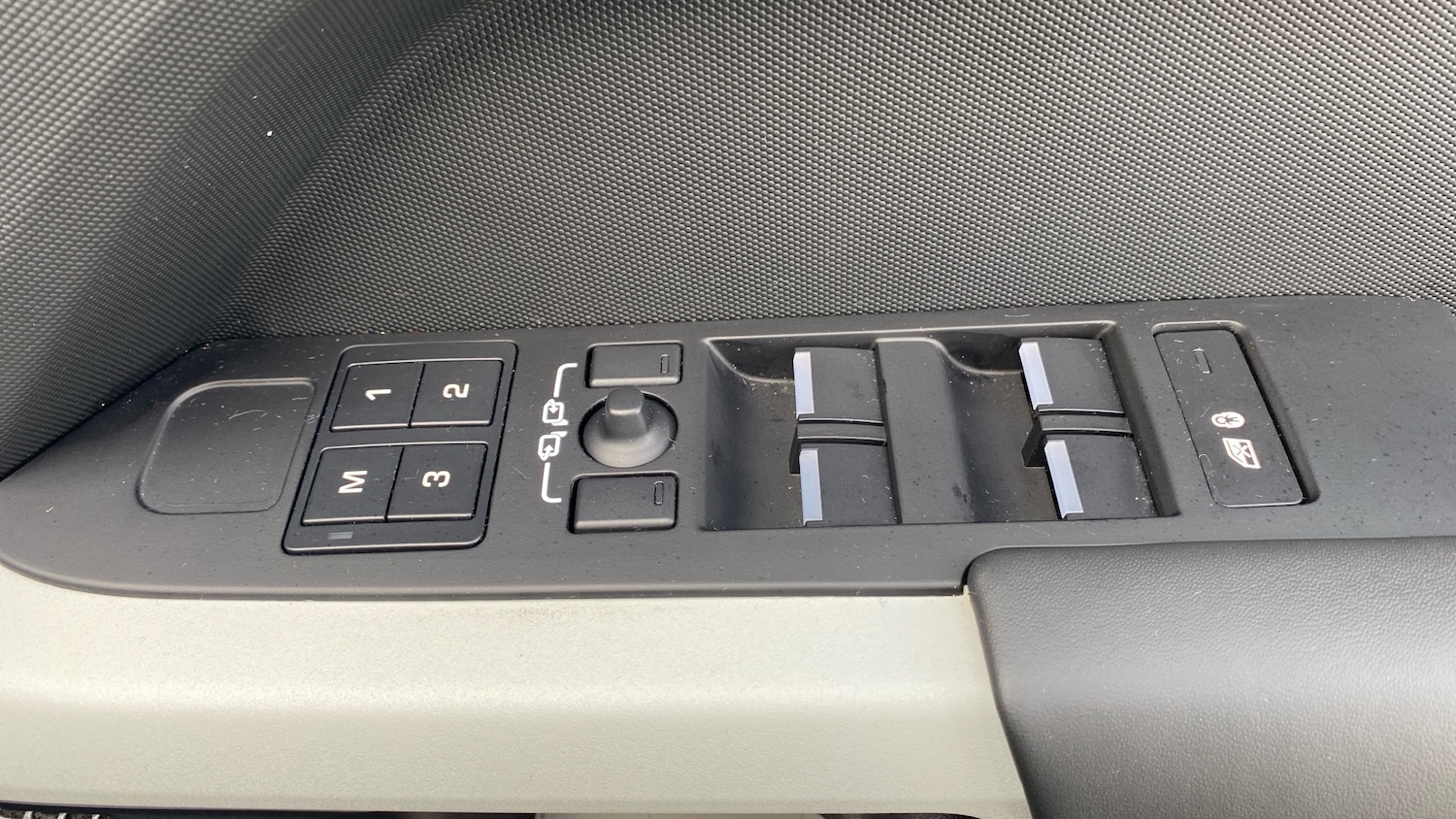 Used Land Rover Defender 2022 for sale - 76412403: Photo 48