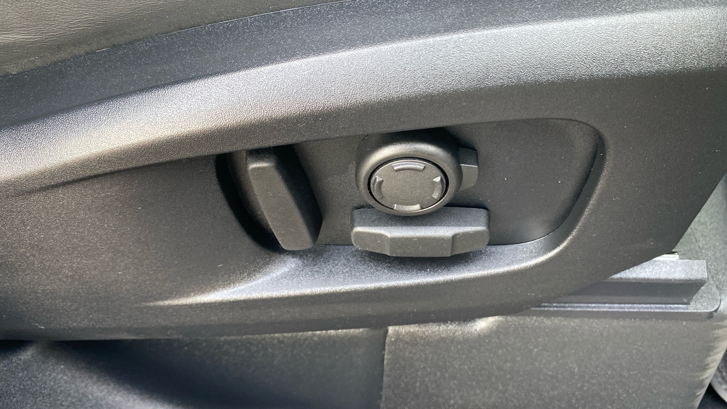 Used Land Rover Defender 2022 for sale - 76412403: Photo 51