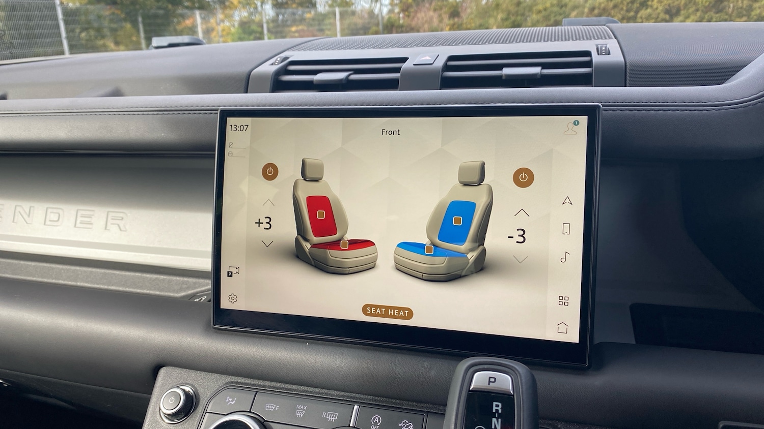 Used Land Rover Defender 2022 for sale - 76412403: Photo 63