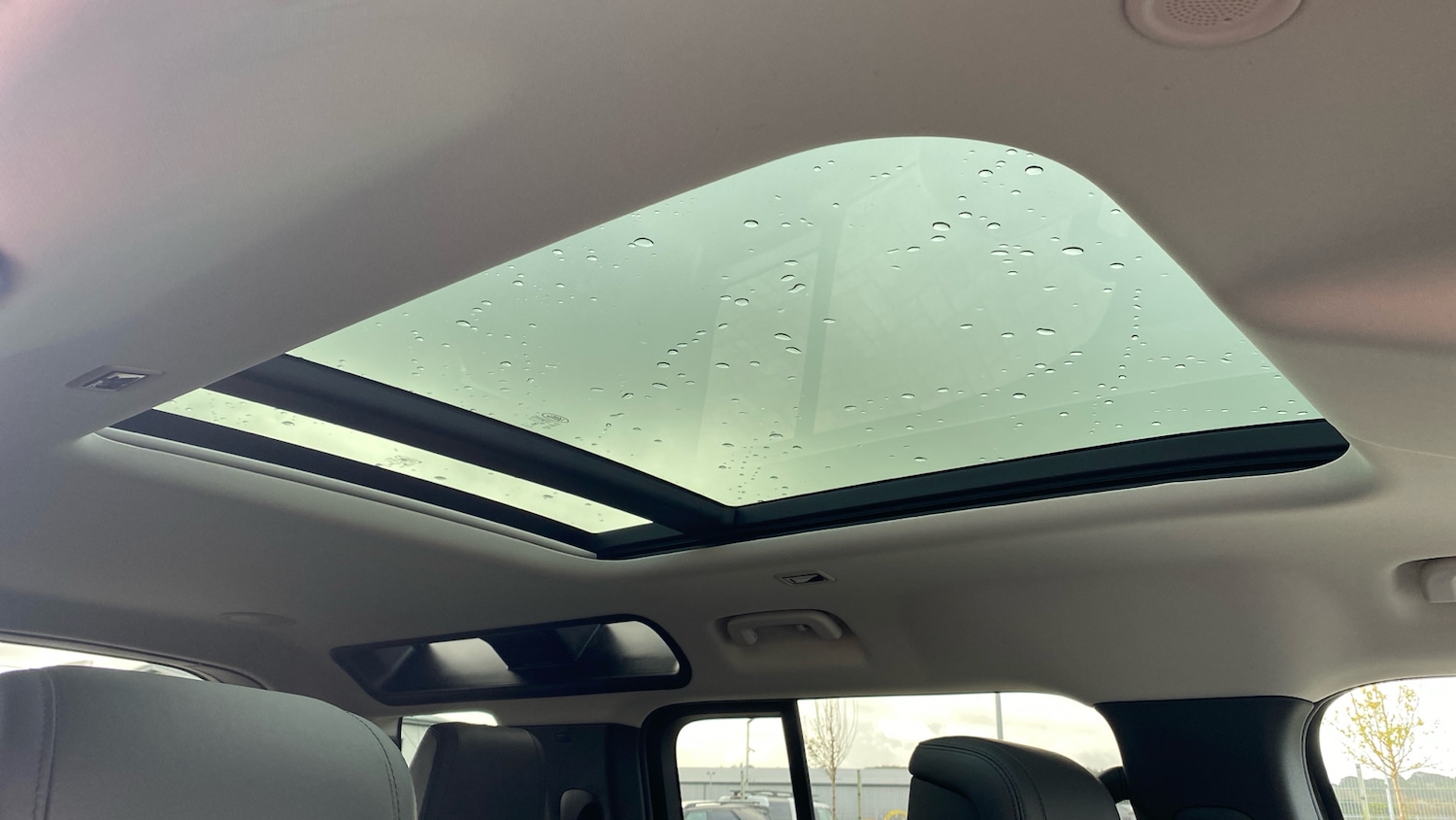 Used Land Rover Defender 2022 for sale - 76412403: Photo 68