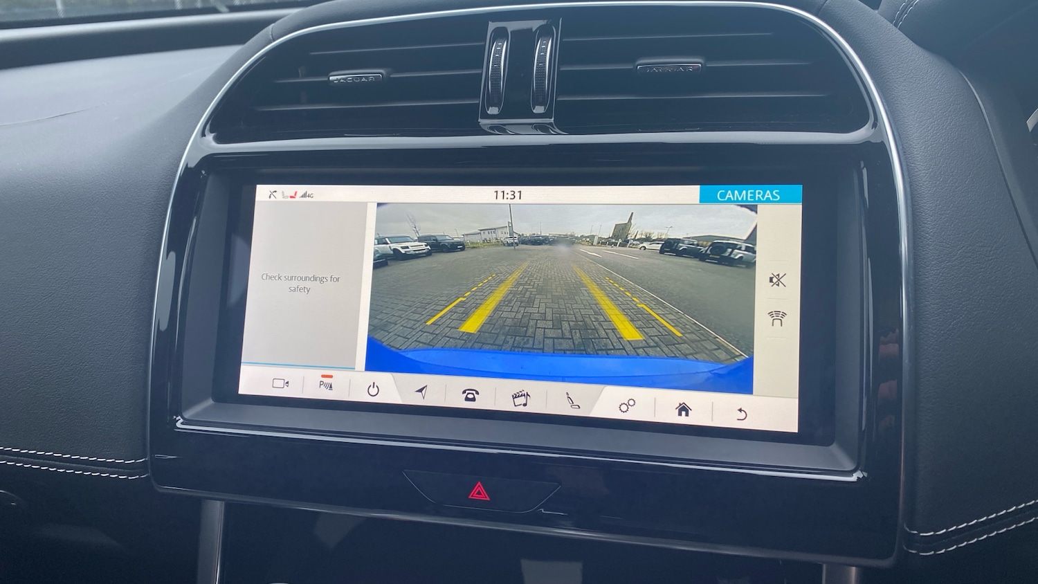 Used Jaguar XE 2020 for sale - 77431608: Photo 12