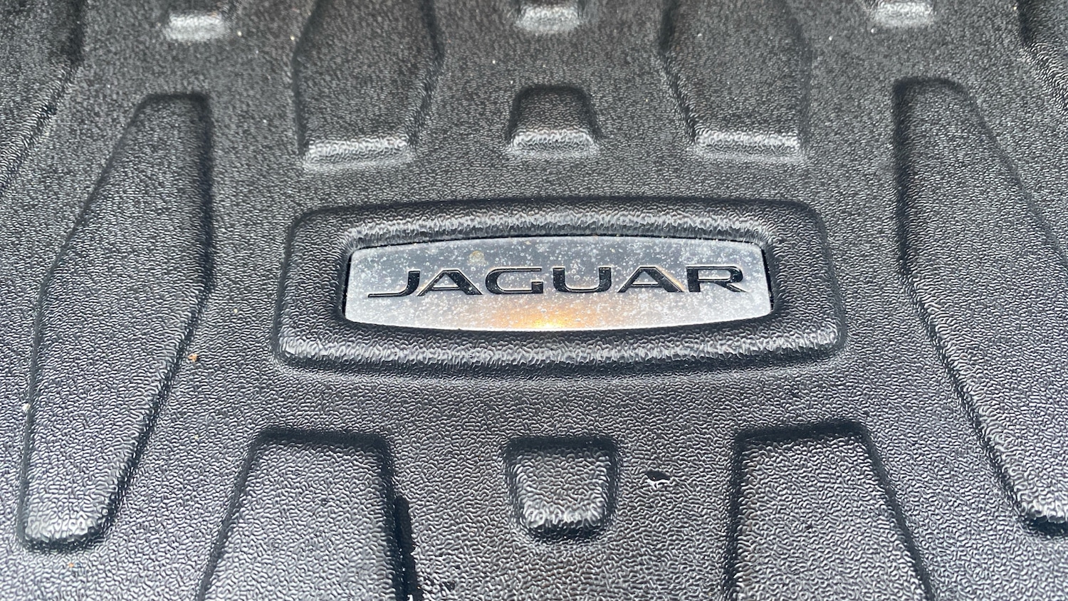 Used Jaguar XE 2020 for sale - 77431608: Photo 36