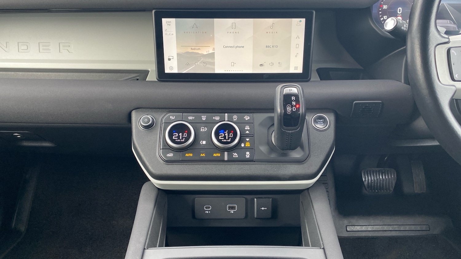 Used Land Rover Defender 2022 for sale - 77271235: Photo 14