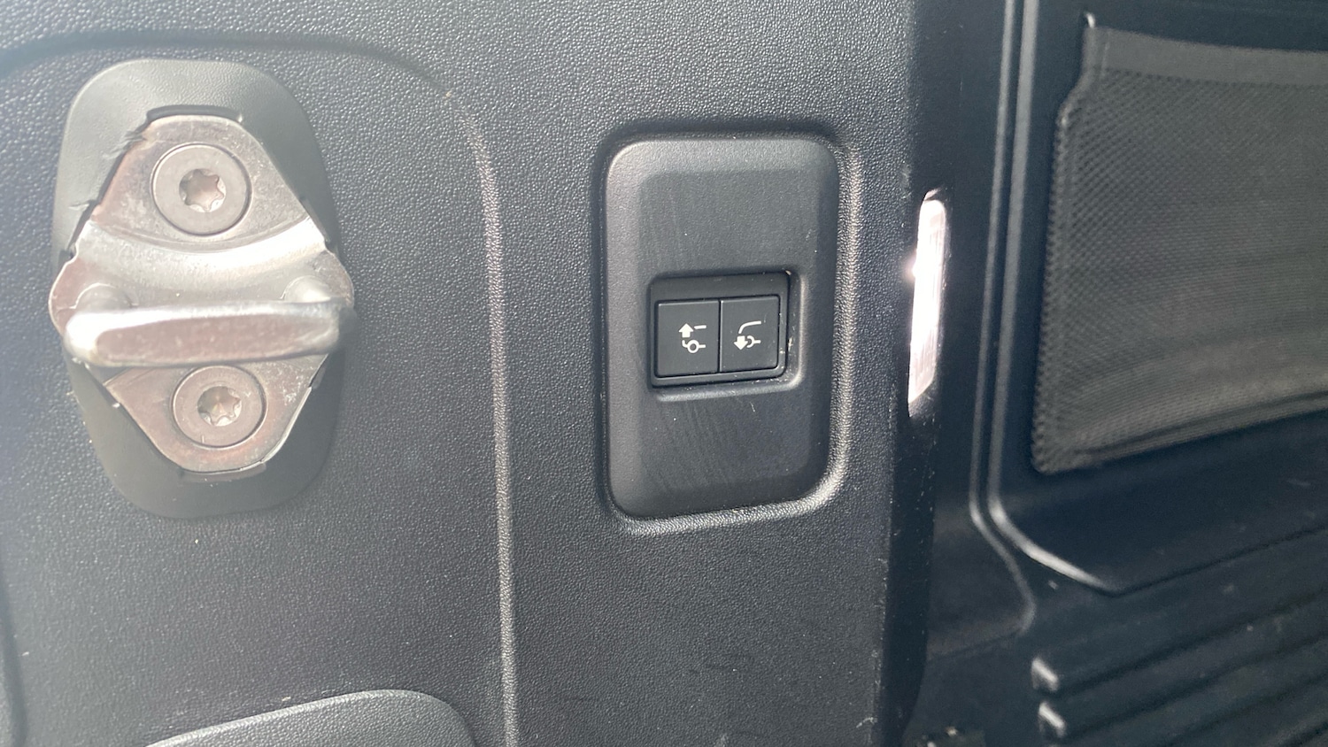 Used Land Rover Defender 2022 for sale - 77271235: Photo 39