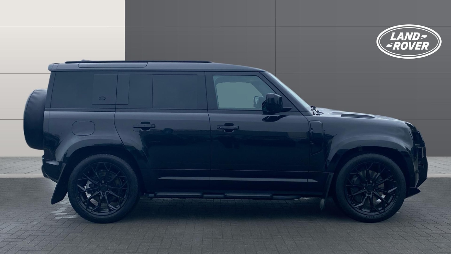 Used Land Rover Defender 2022 for sale - 77271235: Photo 5