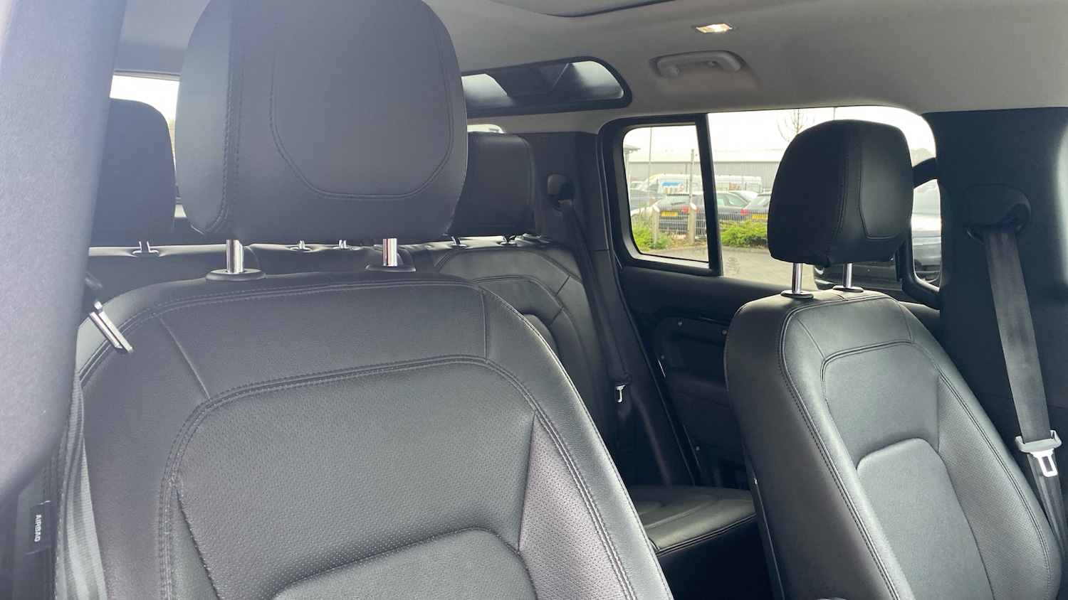 Used Land Rover Defender 2022 for sale - 77271235: Photo 53