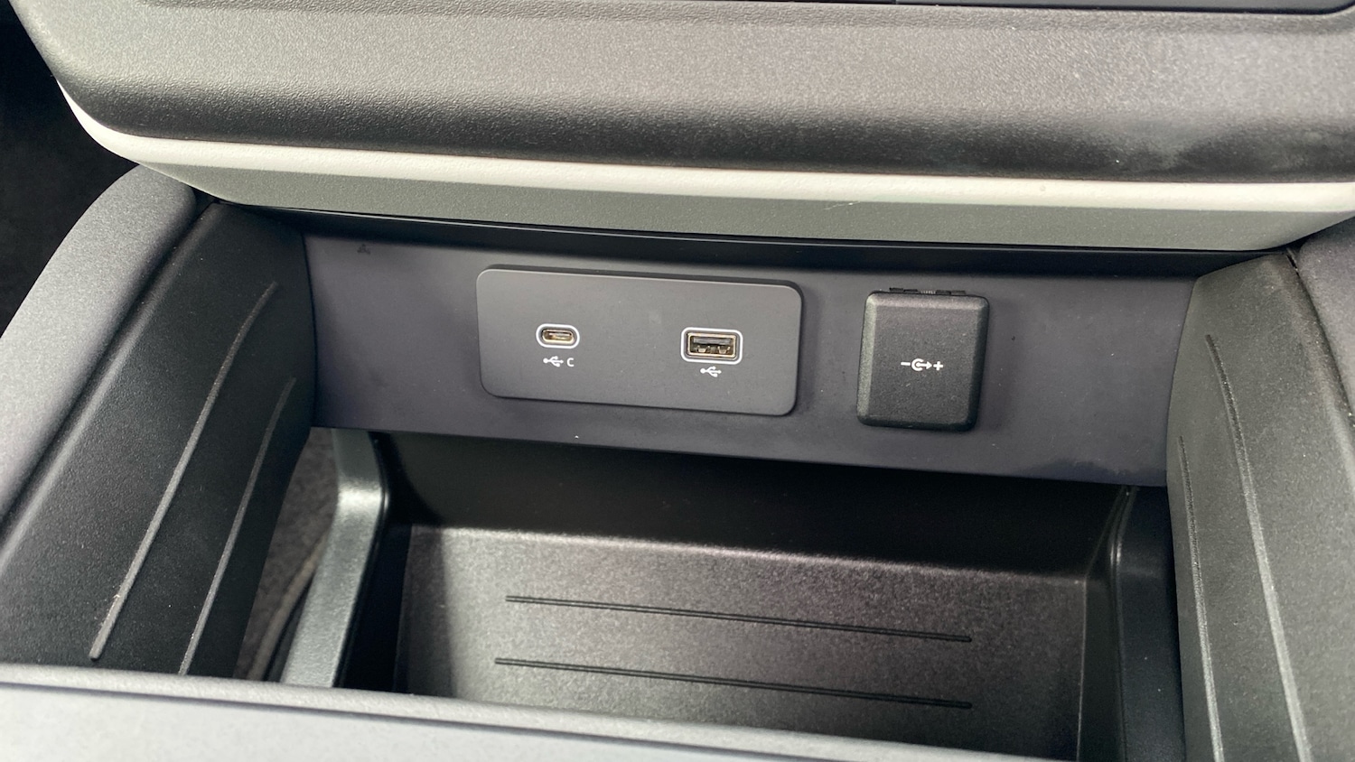 Used Land Rover Defender 2022 for sale - 77271235: Photo 71