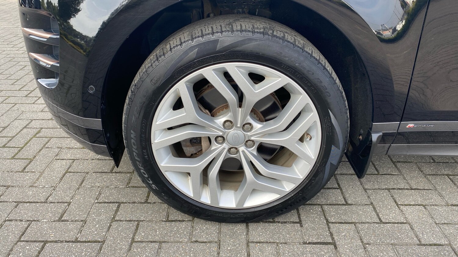 Vehicle 21