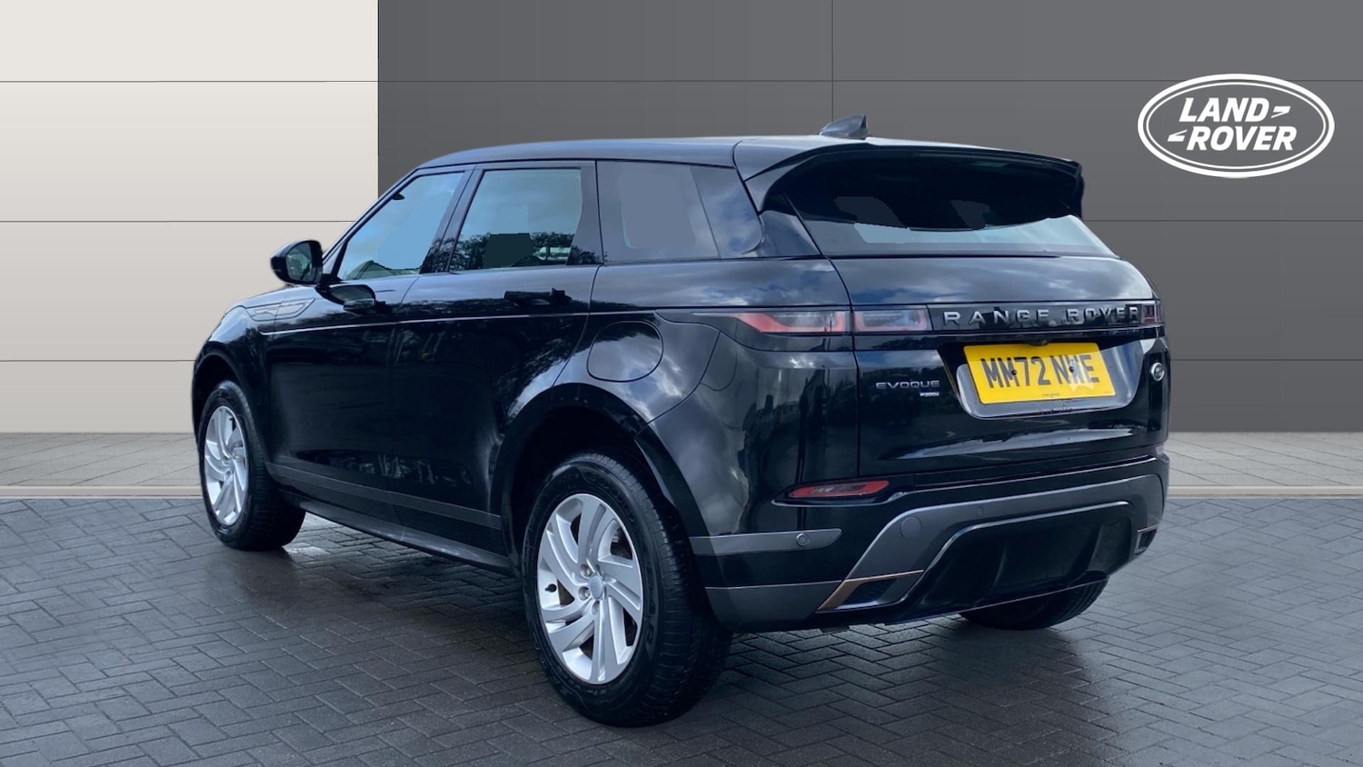 Used Land Rover Range Rover Evoque 2022 for sale - 77363952: Photo 2