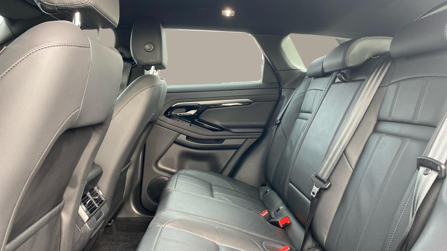 Used Land Rover Range Rover Evoque 2022 for sale - 77363952: Photo 4