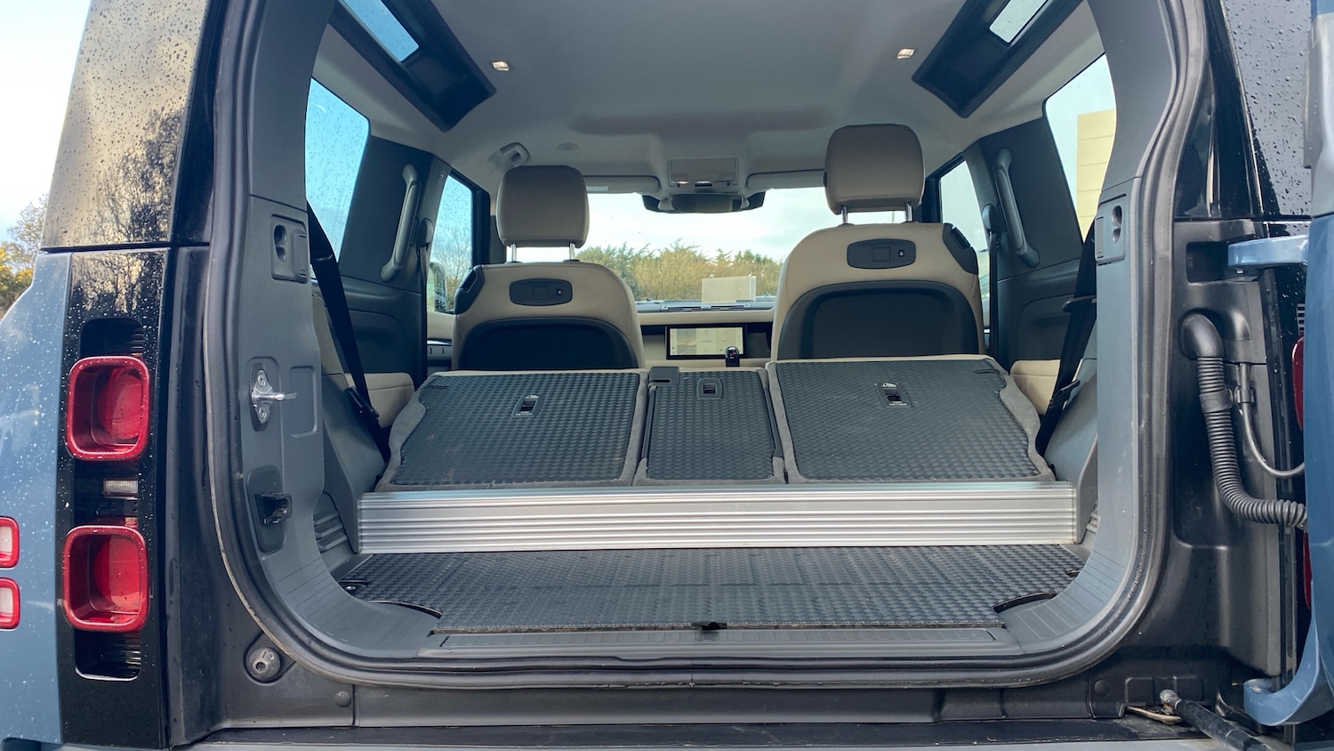 Used Land Rover Defender 2021 for sale - 77774988: Photo 10