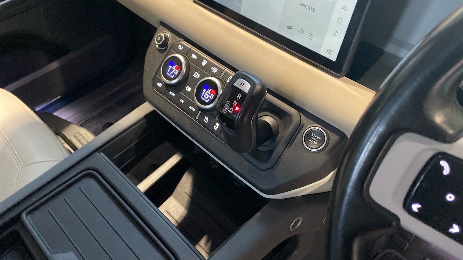 Used Land Rover Defender 2021 for sale - 77774988: Photo 13