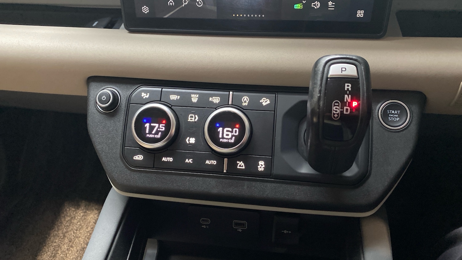 Used Land Rover Defender 2021 for sale - 77774988: Photo 44