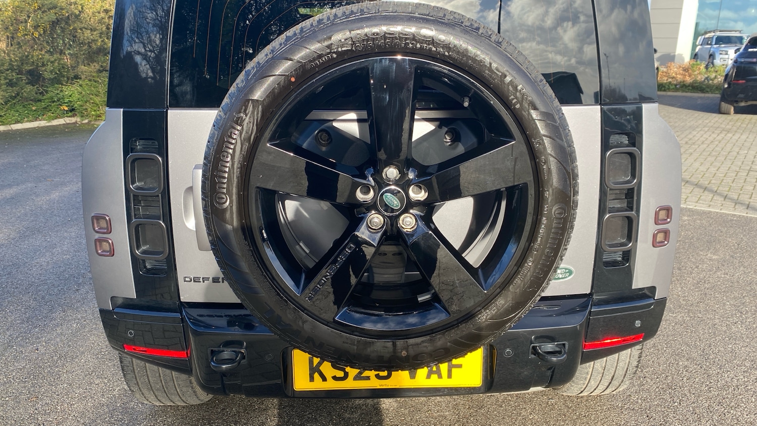 Used Land Rover Defender 2023 for sale - 77003254: Photo 30