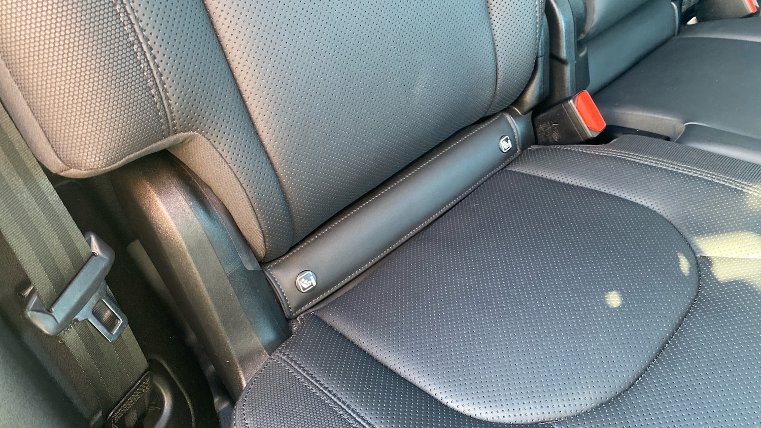 Used Land Rover Defender 2023 for sale - 77003254: Photo 44