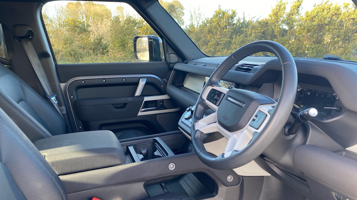 Used Land Rover Defender 2023 for sale - 77003254: Photo 51