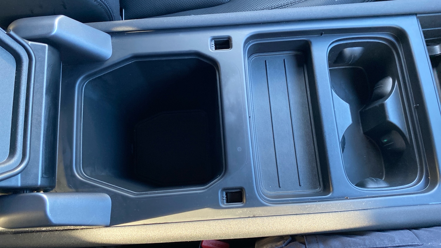 Used Land Rover Defender 2023 for sale - 77003254: Photo 54