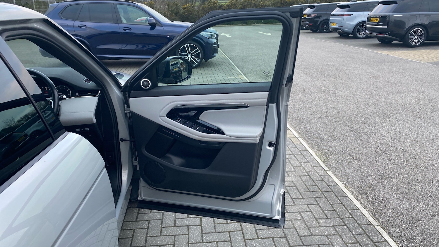 Used Land Rover Range Rover Evoque 2022 for sale - 77106432: Photo 40