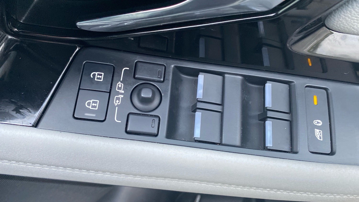 Used Land Rover Range Rover Evoque 2022 for sale - 77106432: Photo 41