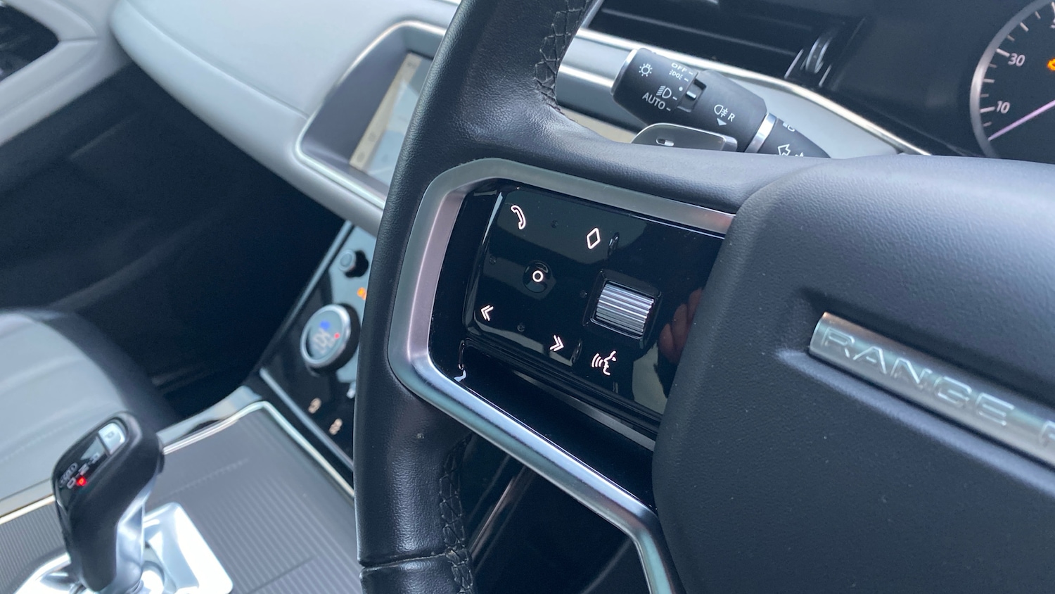 Used Land Rover Range Rover Evoque 2022 for sale - 77106432: Photo 48