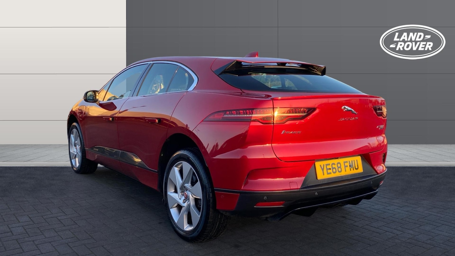 Used Jaguar I-Pace 2018 for sale - 77104020: Photo 2