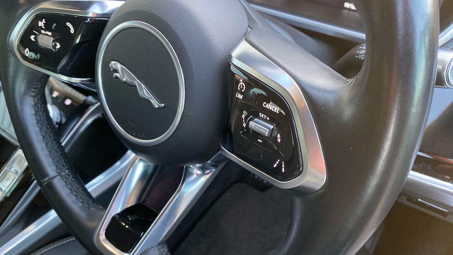 Used Jaguar I-Pace 2018 for sale - 77104020: Photo 38