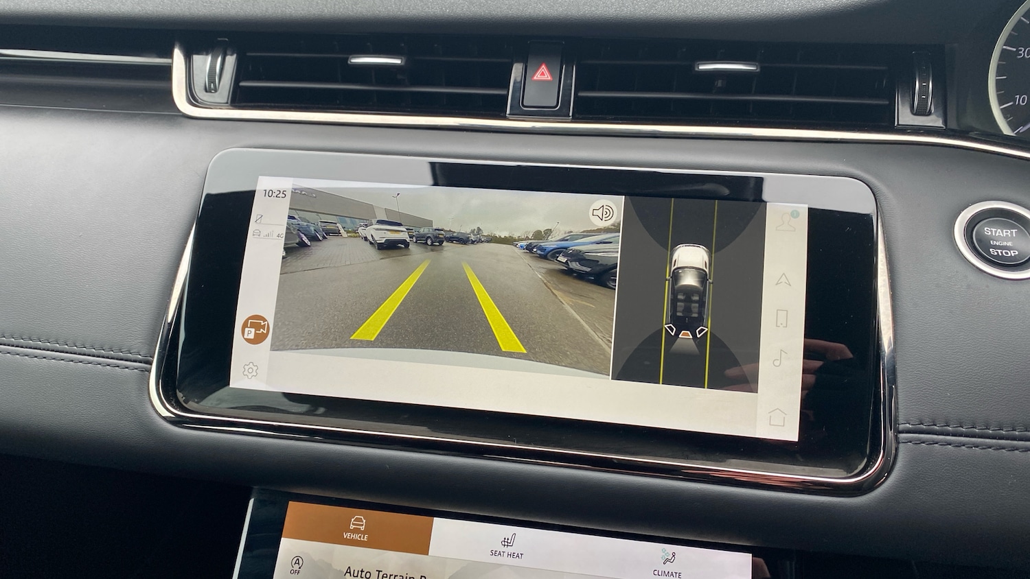 Used Land Rover Range Rover Evoque 2023 for sale - 77712927: Photo 12