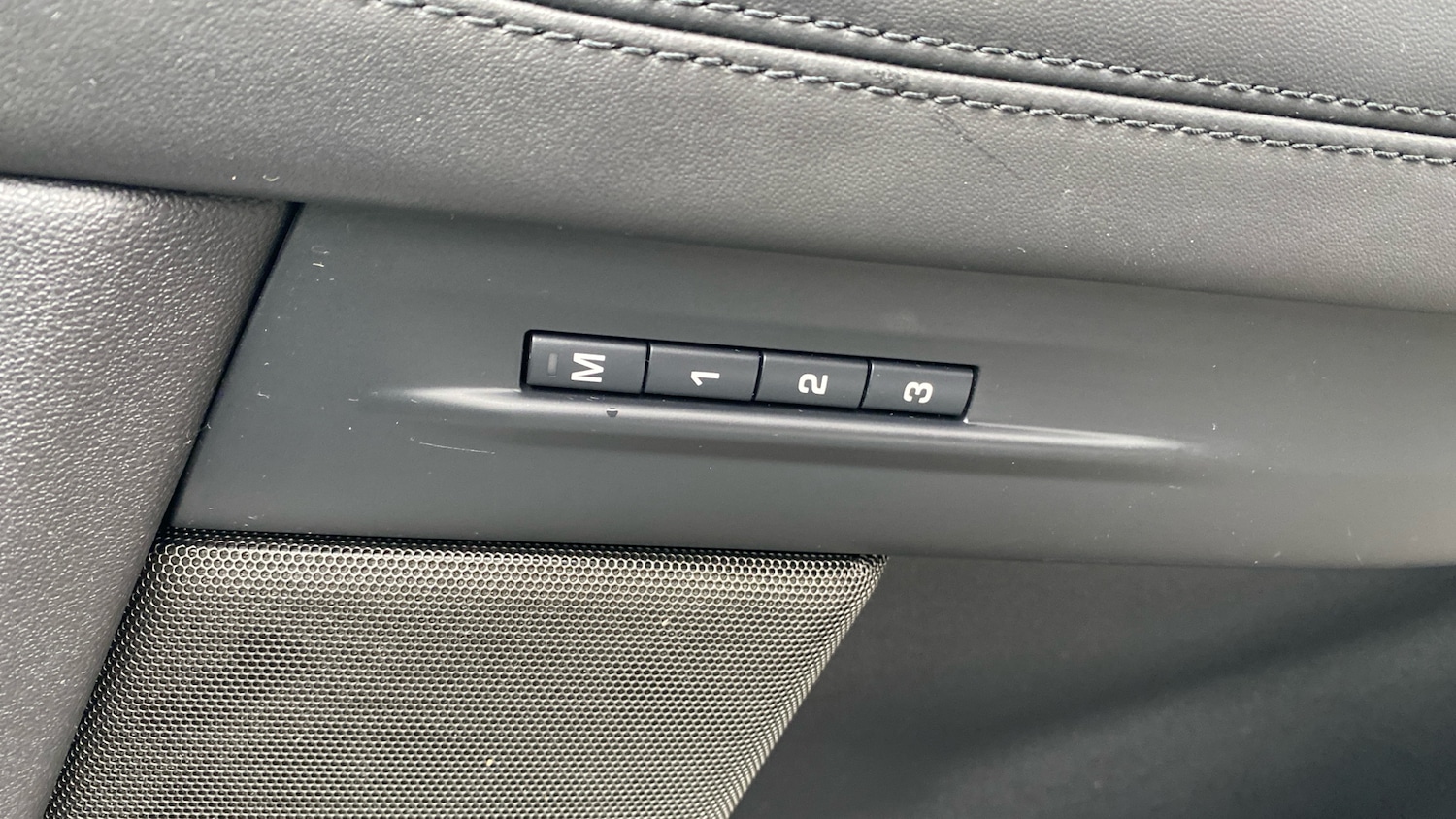 Used Land Rover Range Rover Evoque 2023 for sale - 77712927: Photo 44