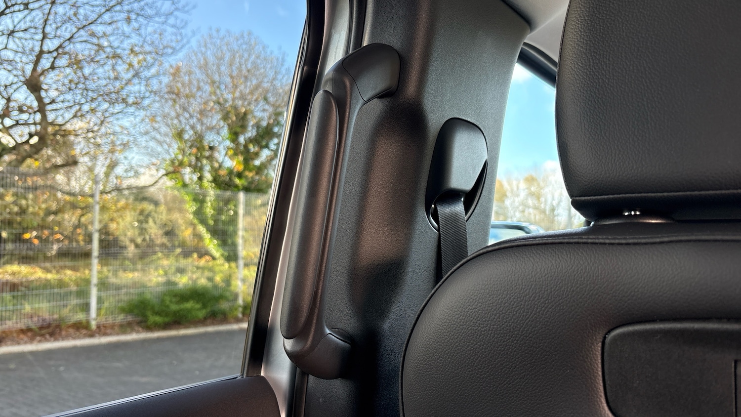 Used Land Rover Defender 2021 for sale - 76737933: Photo 42